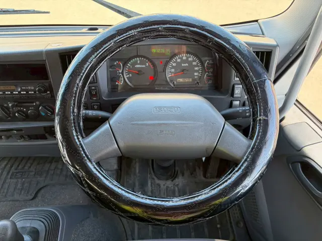 いすゞ フォワード TKG-FRR90S2(2WD)の写真43