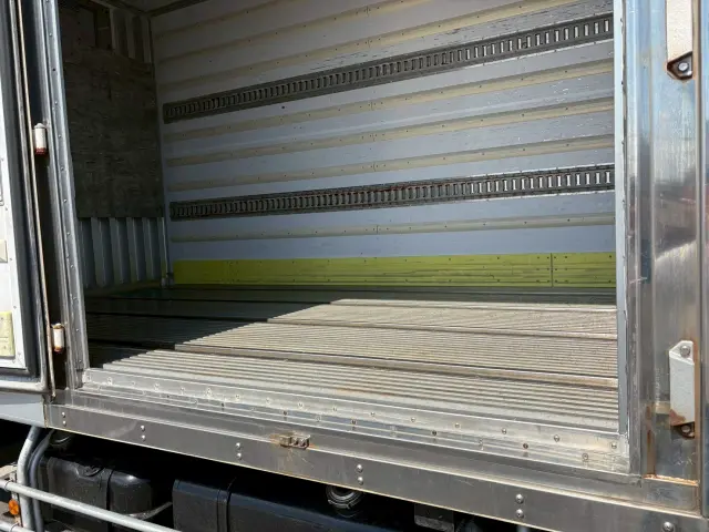 三菱 ファイター PDG-FK62FY(2WD)の写真8