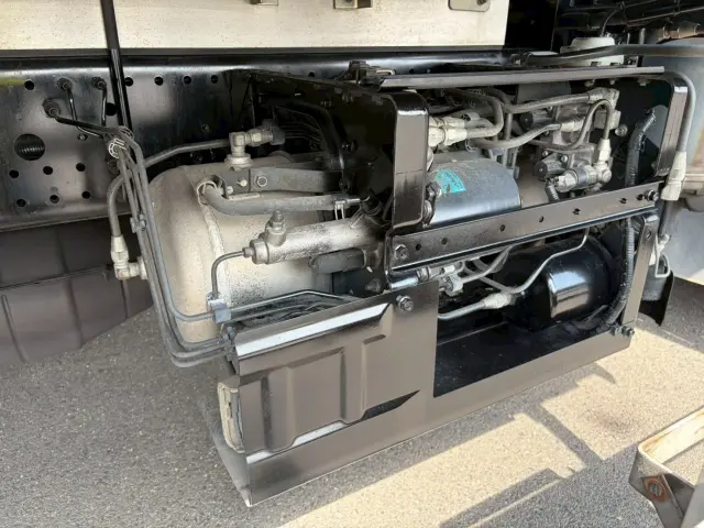 いすゞ フォワード TKG-FRR90T2(2WD)の写真25