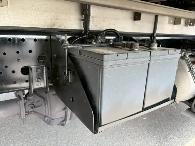 いすゞ フォワード TKG-FRR90T2(2WD)の写真26