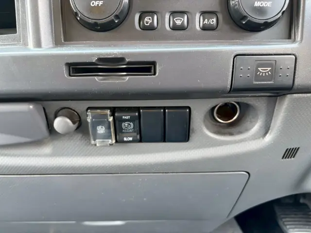 いすゞ フォワード TKG-FRR90T2(2WD)の写真43