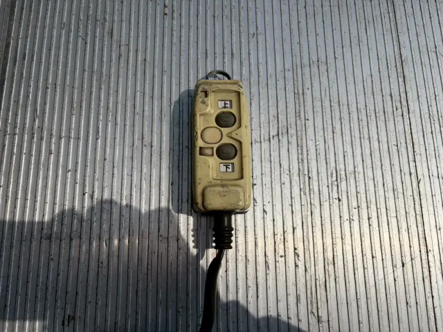 いすゞ フォワード TKG-FRR90T2(2WD)の写真48