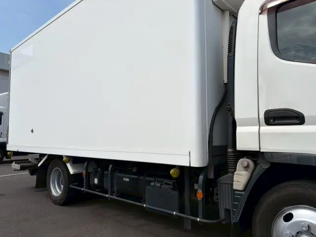 三菱 キャンター TKG-FEB50(2WD)の写真25