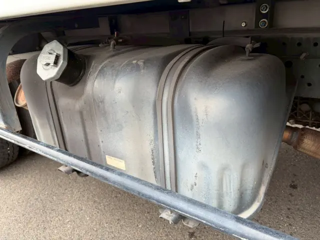 いすゞ エルフ TKG-NLR85AN(2WD)の写真24