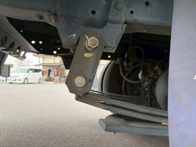 いすゞ エルフ TKG-NLR85AN(2WD)の写真26