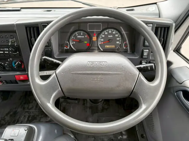 いすゞ エルフ TKG-NLR85AN(2WD)の写真35