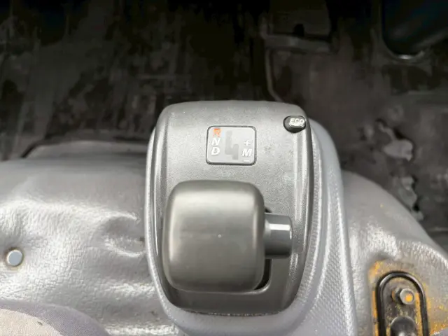 いすゞ エルフ TKG-NLR85AN(2WD)の写真37