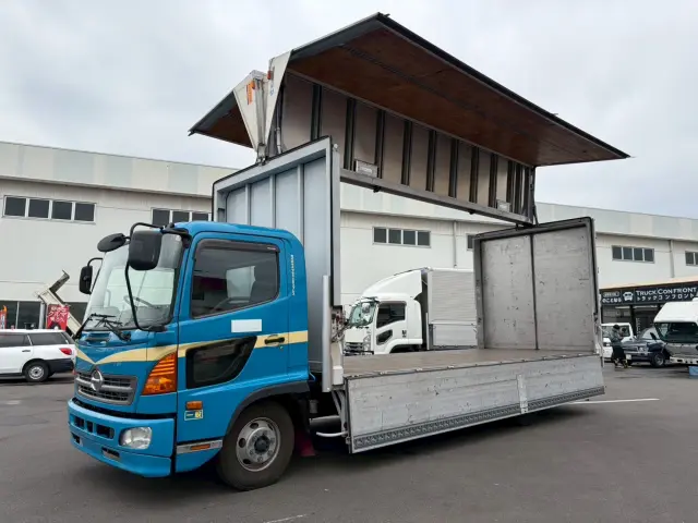 日野 レンジャー TKG-FC9JKAA(2WD)の写真1