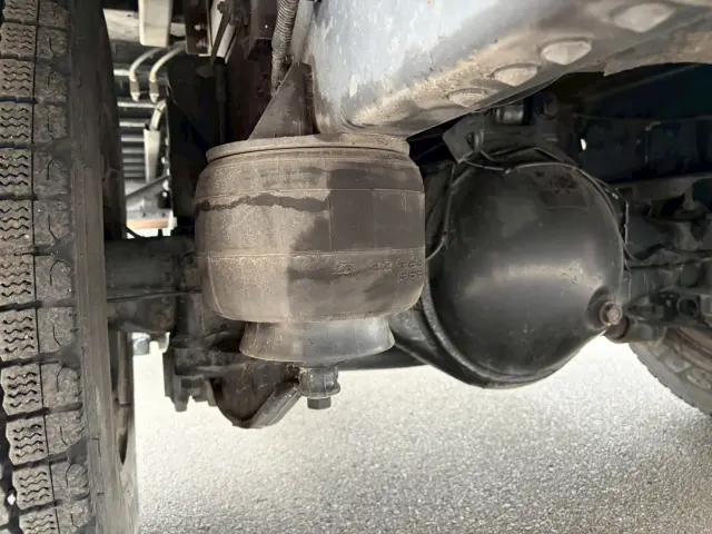 いすゞ フォワード TKG-FRR90T2(2WD)の写真19