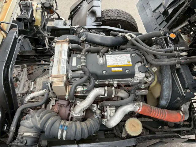 いすゞ フォワード TKG-FRR90T2(2WD)の写真31