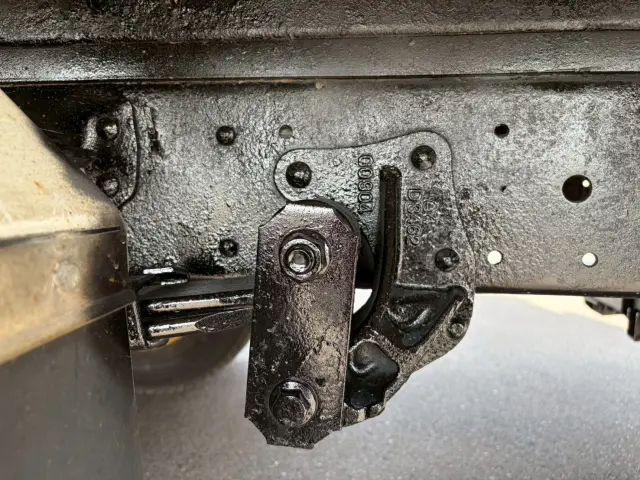 いすゞ エルフ BKG-NPR85AN(2WD)の写真29