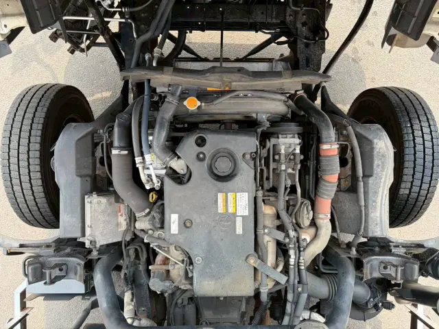 いすゞ エルフ BKG-NPR85AN(2WD)の写真36