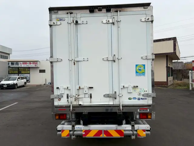 いすゞ エルフ TRG-NPR85AN(2WD)の写真10