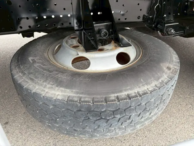 いすゞ エルフ TRG-NPR85AN(2WD)の写真20