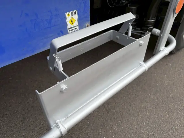 いすゞ エルフ TRG-NPR85AN(2WD)の写真27