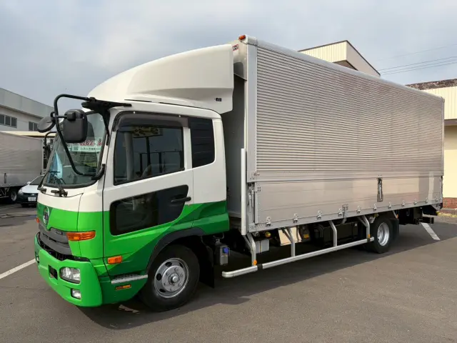 UD コンドル TKG-MK38C(2WD)の写真2