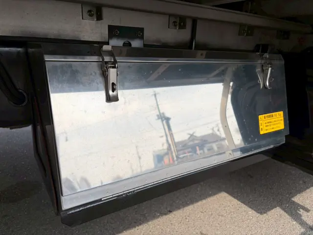 UD コンドル TKG-MK38C(2WD)の写真17