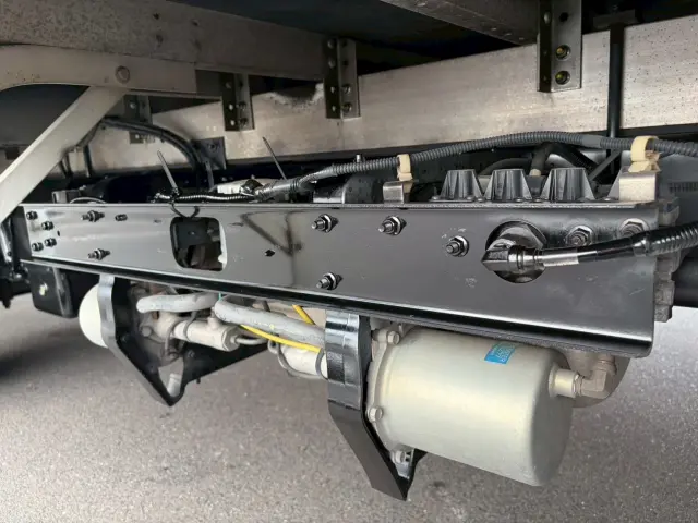 UD コンドル TKG-MK38C(2WD)の写真28