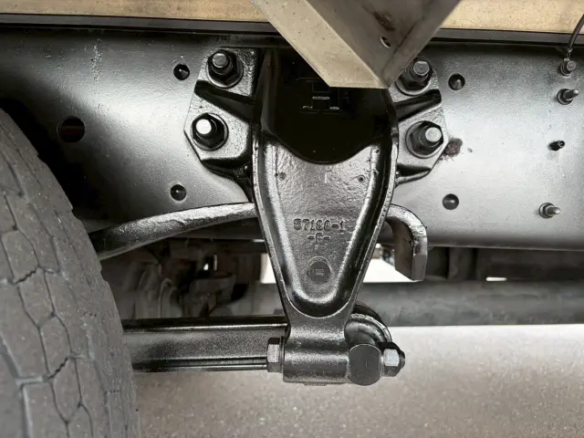 UD コンドル TKG-MK38C(2WD)の写真30