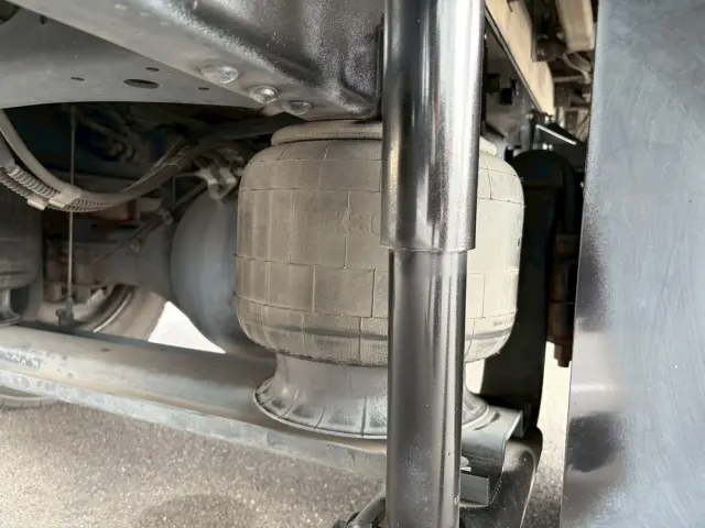 UD コンドル TKG-MK38C(2WD)の写真31