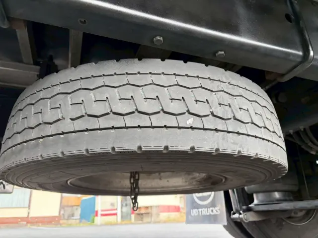 UD コンドル TKG-MK38C(2WD)の写真32