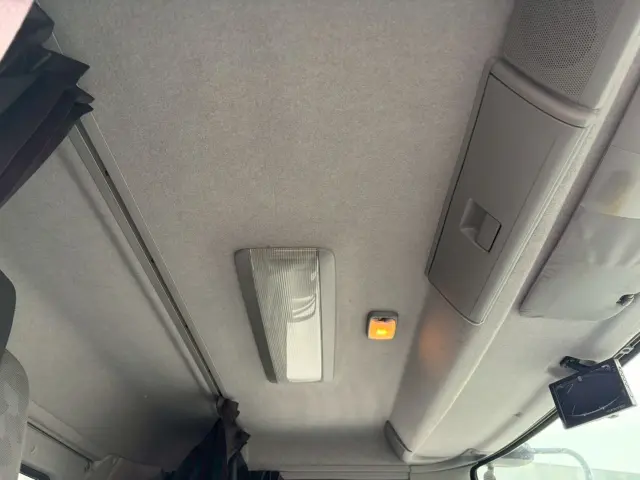 UD コンドル TKG-MK38C(2WD)の写真43