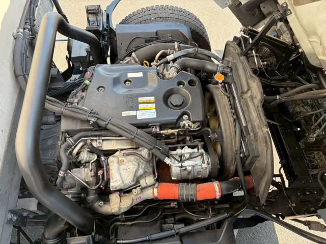 いすゞ エルフ TPG-NPR85AN(2WD)の写真32