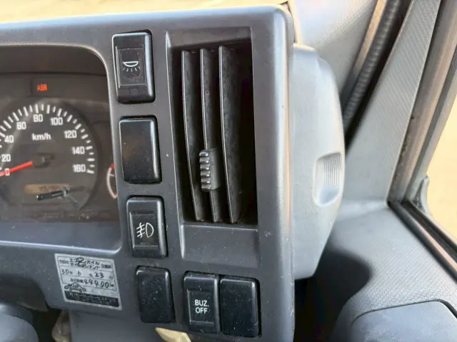 いすゞ エルフ TPG-NPR85AN(2WD)の写真46