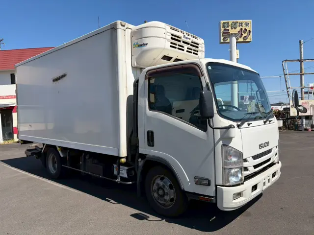いすゞ エルフ TPG-NPR85AN(2WD)の写真4
