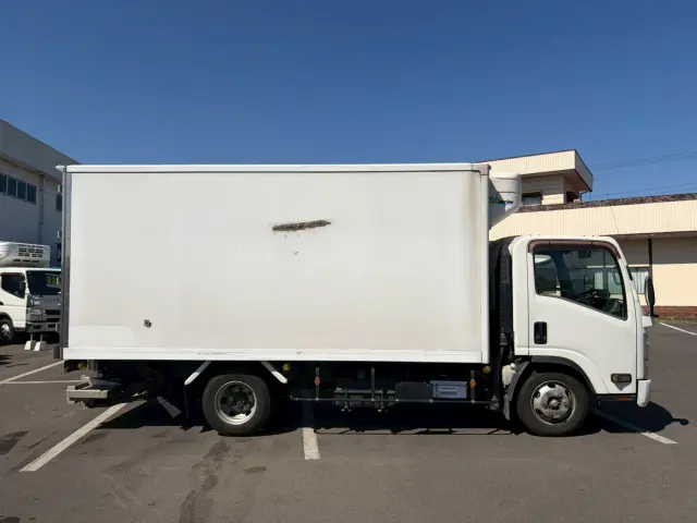 いすゞ エルフ TPG-NPR85AN(2WD)の写真7