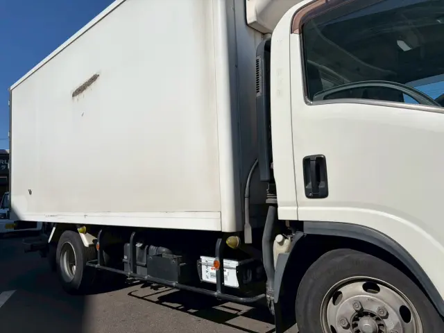いすゞ エルフ TPG-NPR85AN(2WD)の写真21
