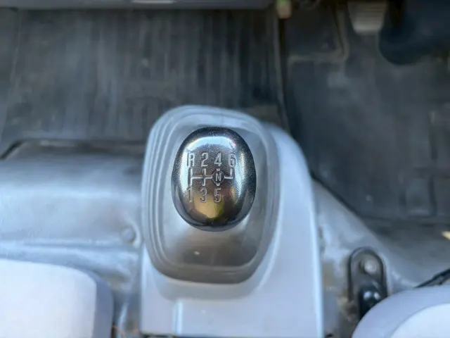 いすゞ エルフ TPG-NPR85AN(2WD)の写真37