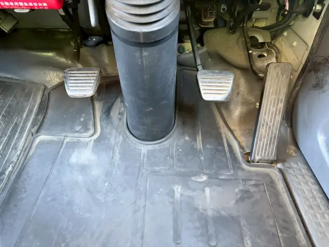 いすゞ エルフ TPG-NPR85AN(2WD)の写真40