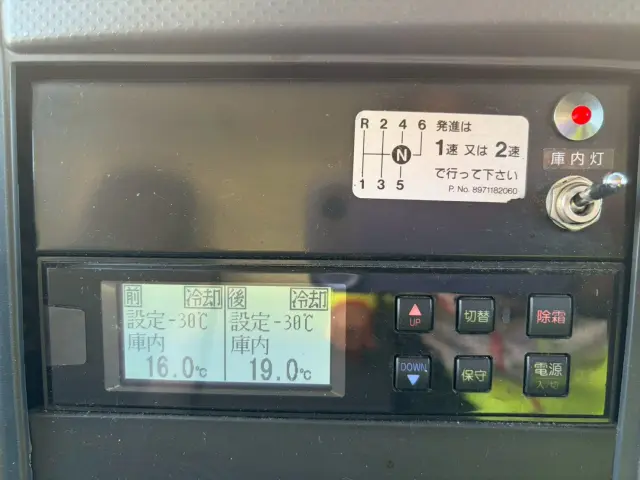 いすゞ エルフ TPG-NPR85AN(2WD)の写真42