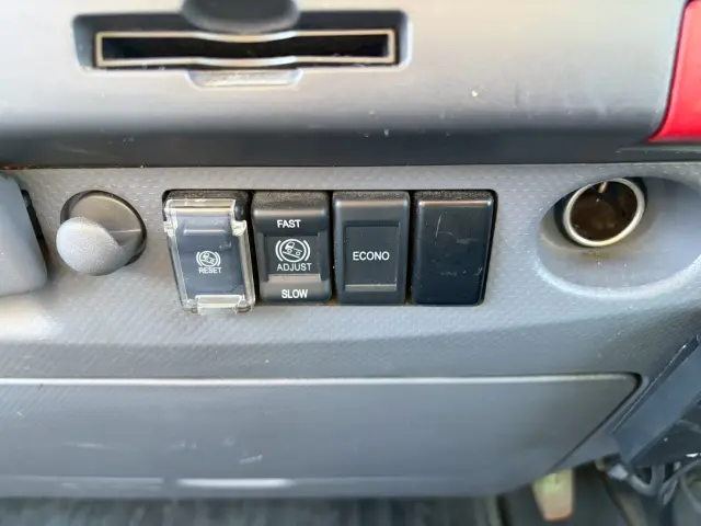いすゞ エルフ TPG-NPR85AN(2WD)の写真45