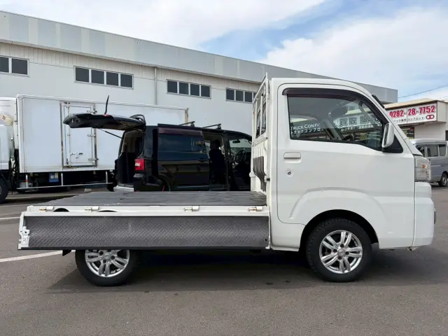 ダイハツ ハイゼットトラック EBD-S510P(4WD)の写真7