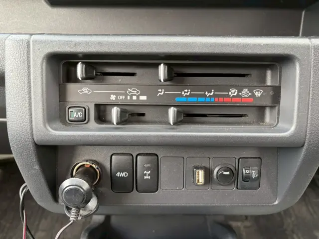 ダイハツ ハイゼットトラック EBD-S510P(4WD)の写真39