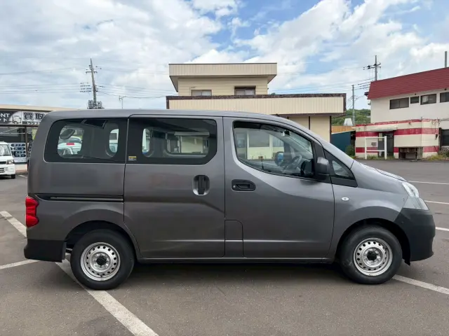 日産 バネットバン 5BF-VM20の写真6