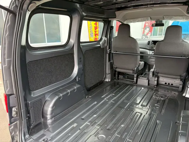 日産 バネットバン 5BF-VM20の写真12