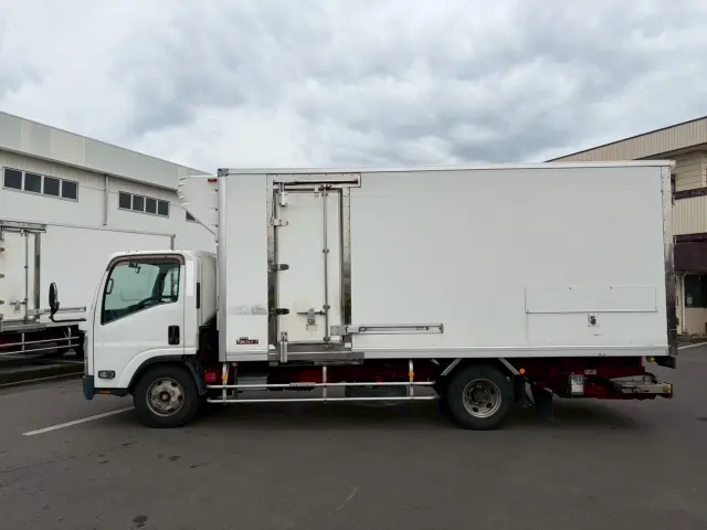 いすゞ エルフ TPG-NPR85N(2WD)の写真6