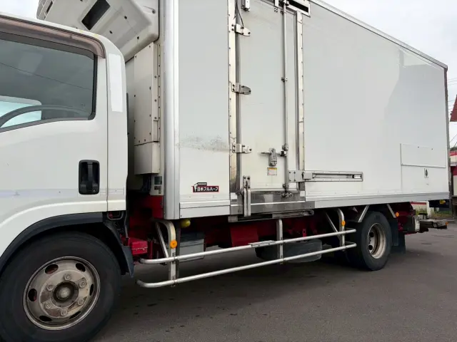 いすゞ エルフ TPG-NPR85N(2WD)の写真17