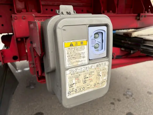 いすゞ エルフ TPG-NPR85N(2WD)の写真24