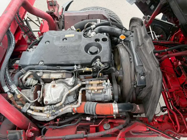 いすゞ エルフ TPG-NPR85N(2WD)の写真33