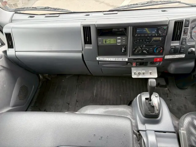 いすゞ エルフ TPG-NPR85N(2WD)の写真44