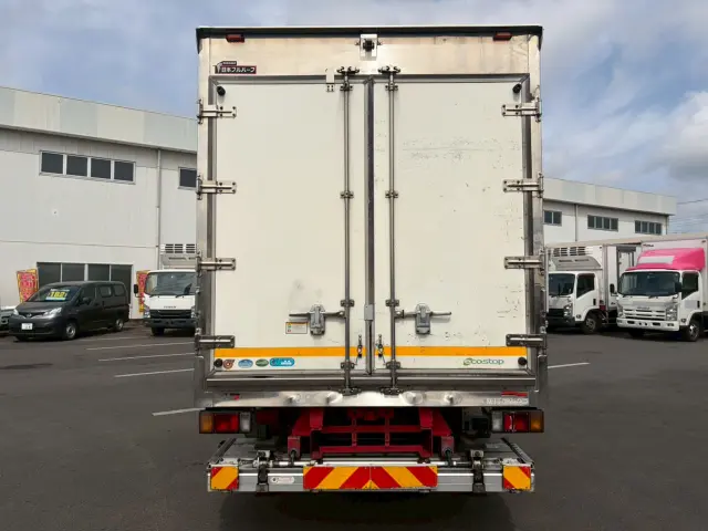 いすゞ エルフ TPG-NPR85N(2WD)の写真8