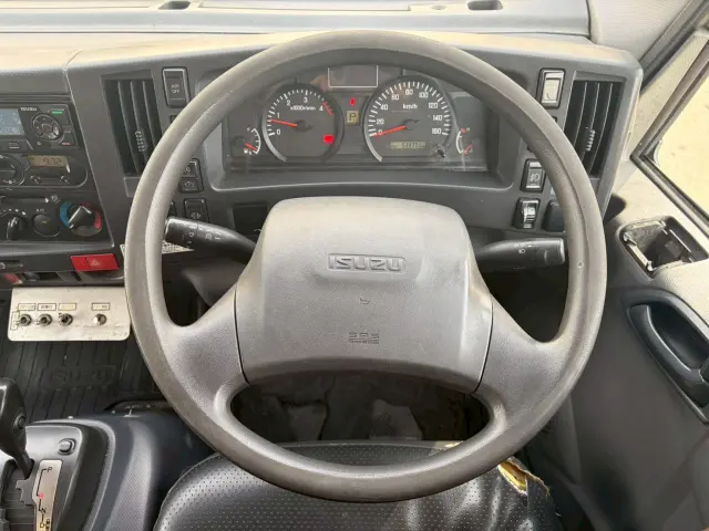 いすゞ エルフ TPG-NPR85N(2WD)の写真39