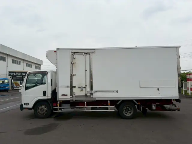 いすゞ エルフ TPG-NPR85N(2WD)の写真5