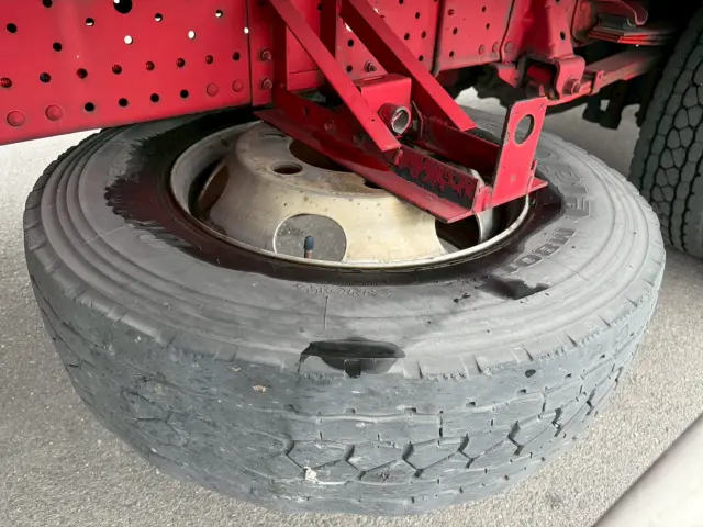 いすゞ エルフ TPG-NPR85N(2WD)の写真17