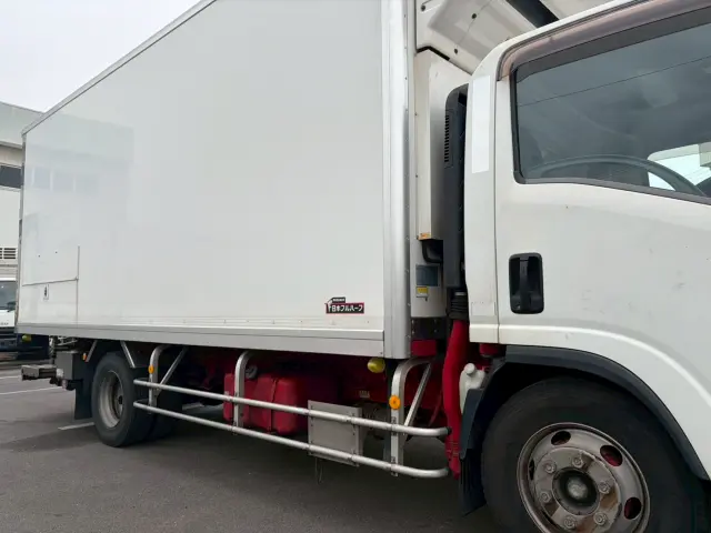 いすゞ エルフ TPG-NPR85N(2WD)の写真23