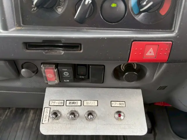 いすゞ エルフ TPG-NPR85N(2WD)の写真44